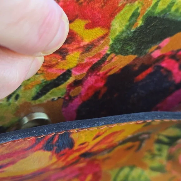 Patricia Nash Paris Summer Roses Leather Crossbody Satchel $199 Retail. NWT - Picture 17 of 17